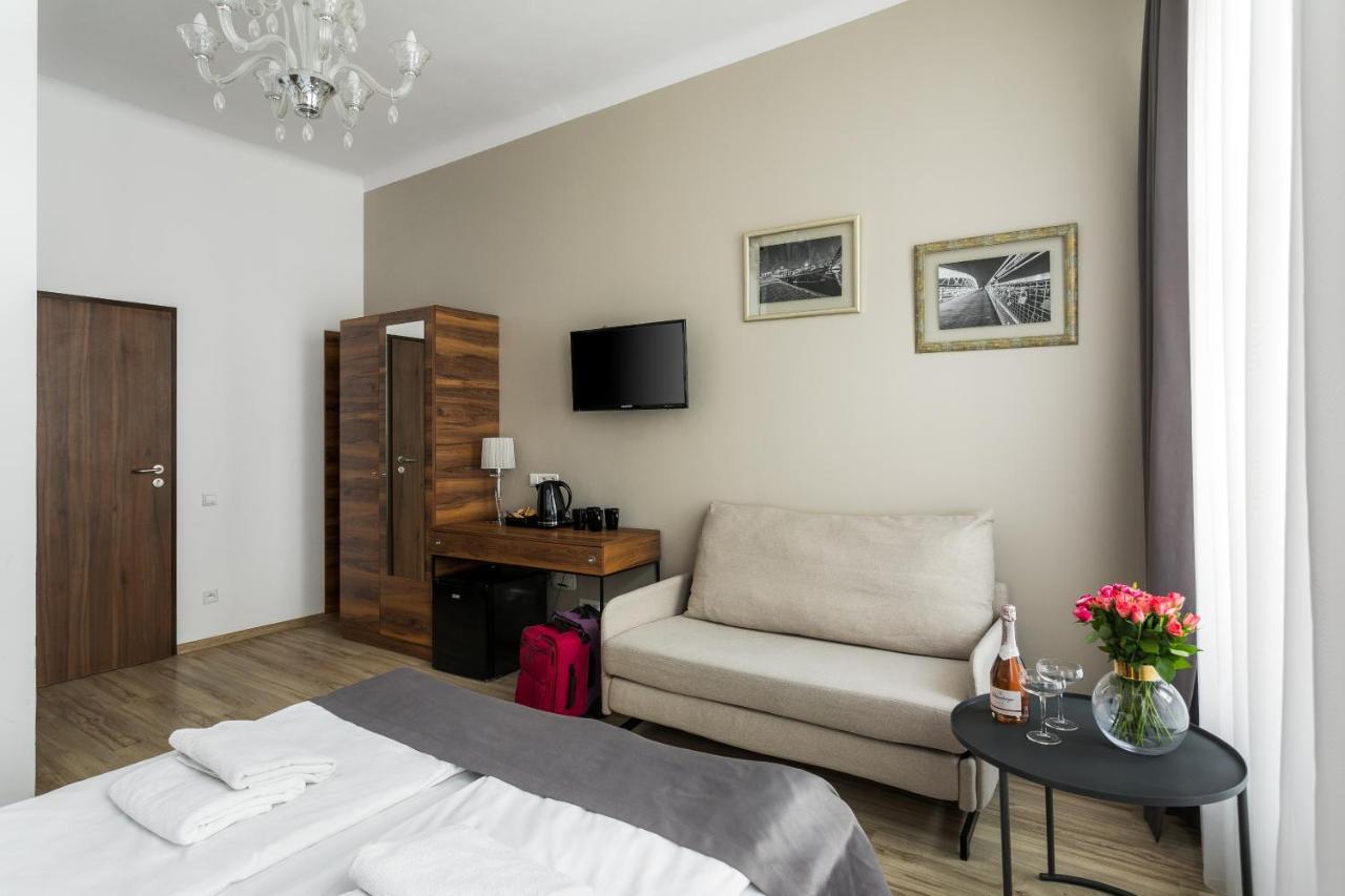 G12 Aparthotel Krakow Bagian luar foto